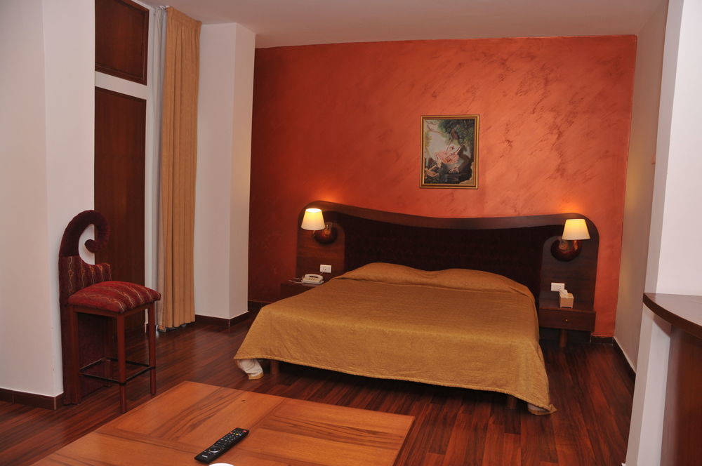 Legend Hotel Beyrouth Extérieur photo